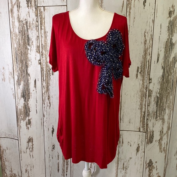 Free Kisses Tops - Free Kisses T-shirt Blouse